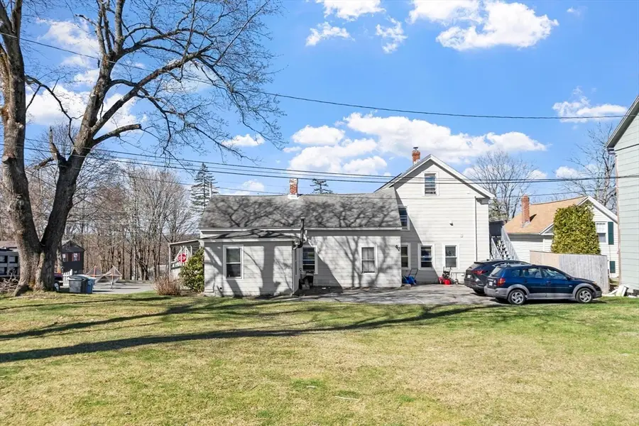 52 Church St, Spencer, MA 01562 - #3