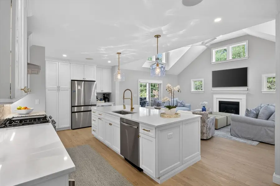 42 Cobblestone Cir, Mashpee, MA 02649 - #3