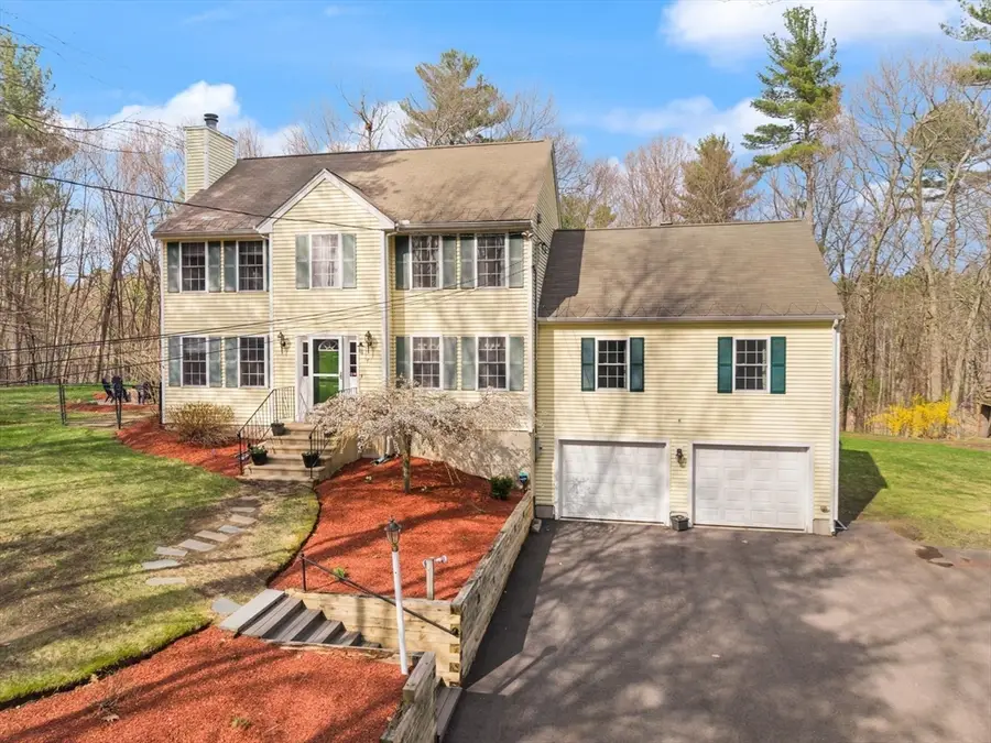 41 Chestnut Rd, Tyngsborough, MA 01879 - #3