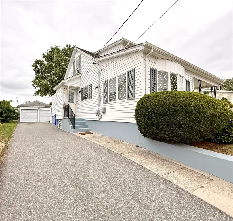 123 Ferris St, Pawtucket, RI 02861 - #3