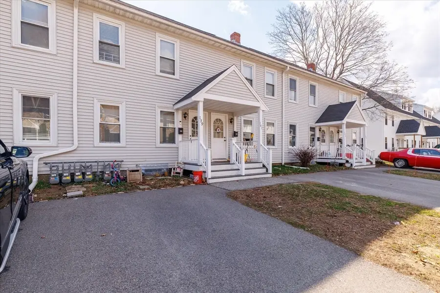 139 Border St #C, Whitinsville, MA 01588 - #2