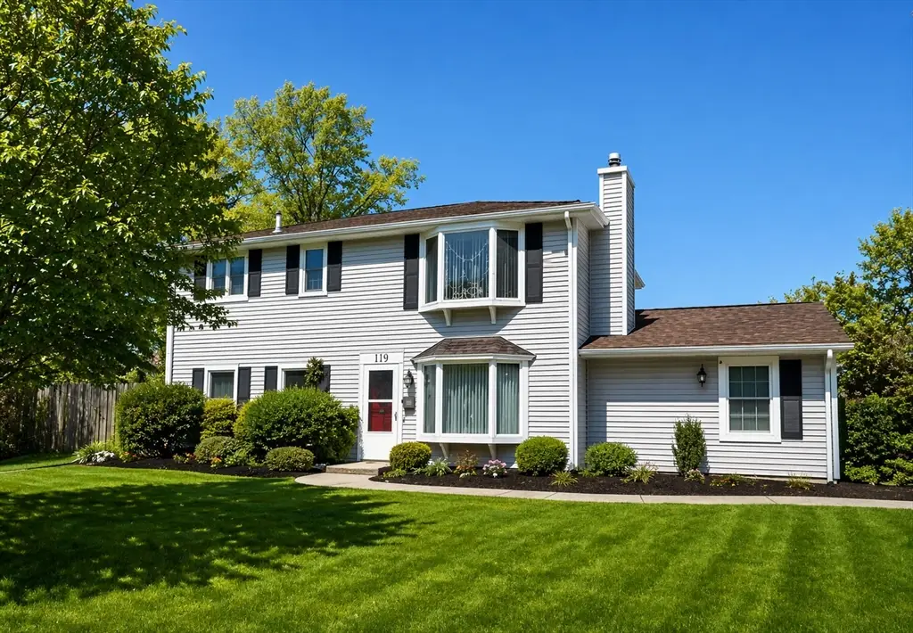 139 Keswick Rd, Brockton, MA 02302 - #1