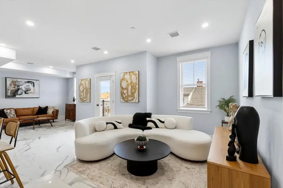 32 Pearl Street #5, Boston, MA 02110 - #2