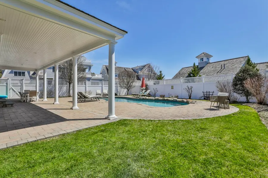 5 Coastline Drive, Mashpee, MA 02649 - #3