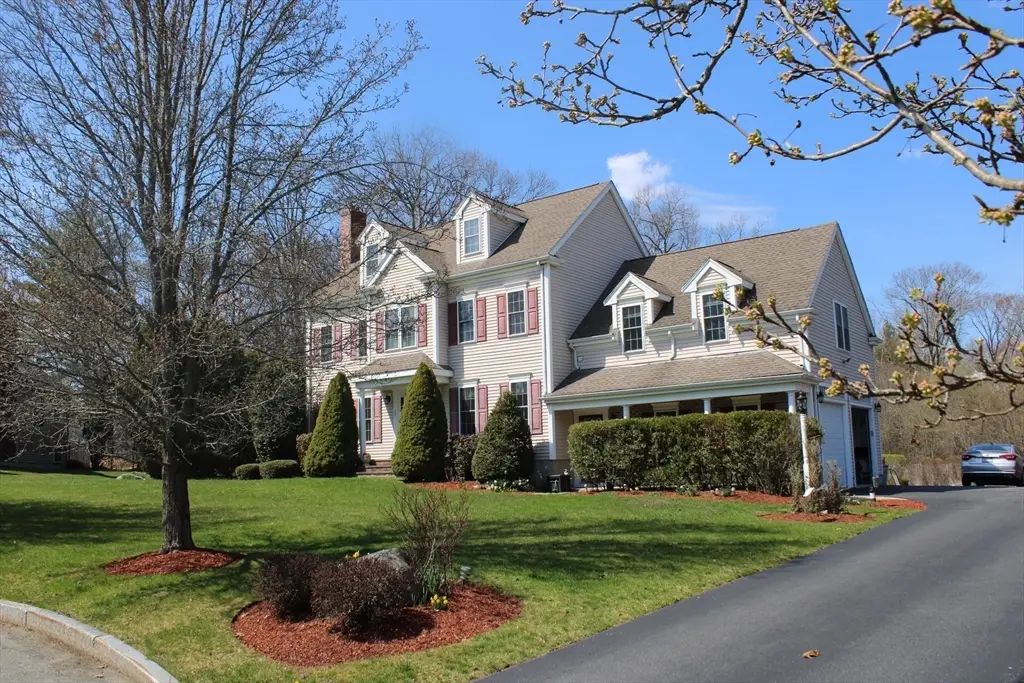 13 Mahoney Circle, Abington, MA 02351 - #1