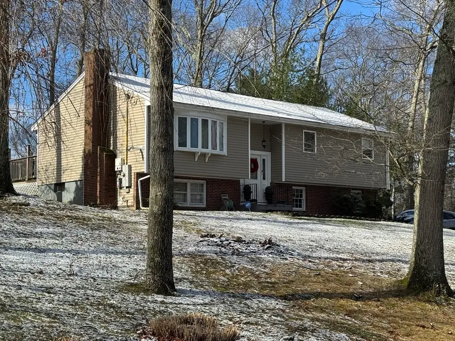 149 Thurber Ave, Attleboro, MA 02703 - #2