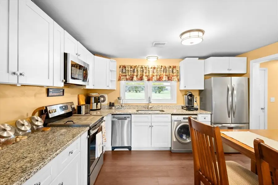 201 Caroline Dr, Bellingham, MA 02019 - #2