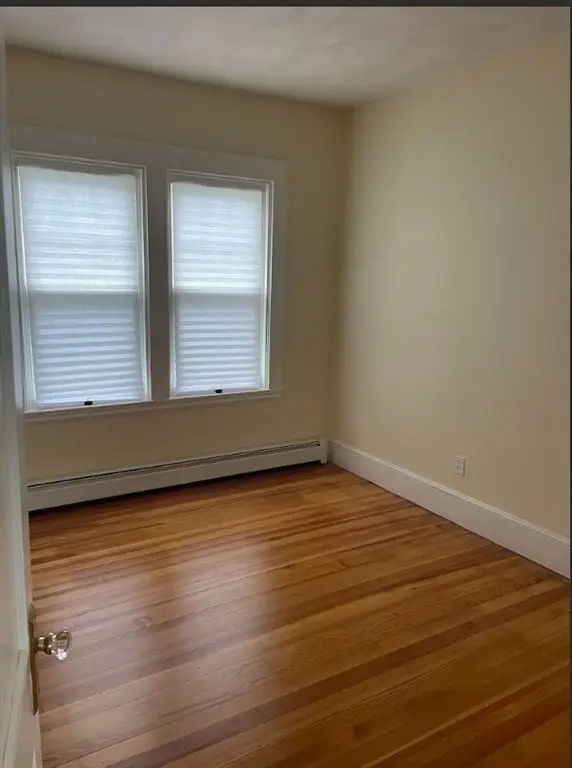 119 Stephen St, Dartmouth, MA 02748 - #3