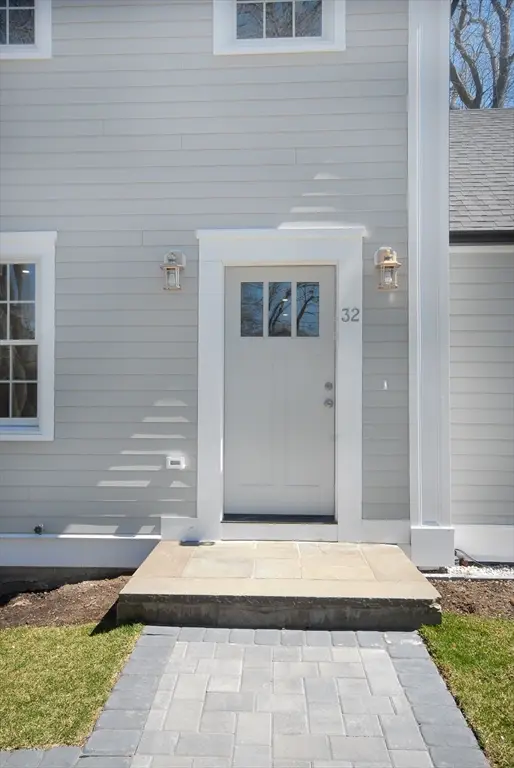 32 Hickory Cliff Rd, Newton, MA 02464 - #2