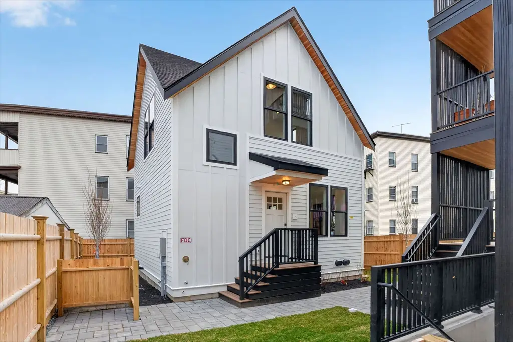 192 Washington Street #R, Somerville, MA 02143 - #1