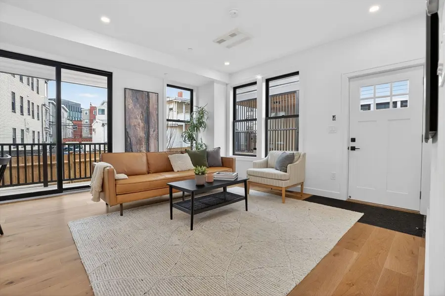 192 Washington Street #R, Somerville, MA 02143 - #3