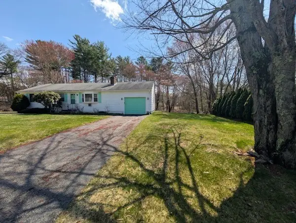 7 Birchwood Dr, Webster, MA 01570