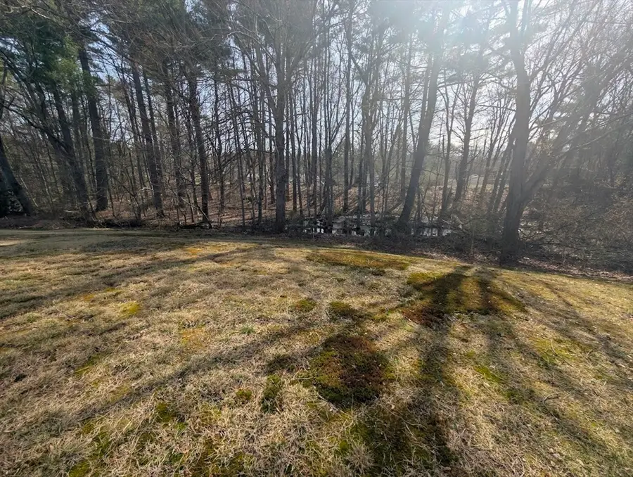 7 Birchwood Dr, Webster, MA 01570 - #2