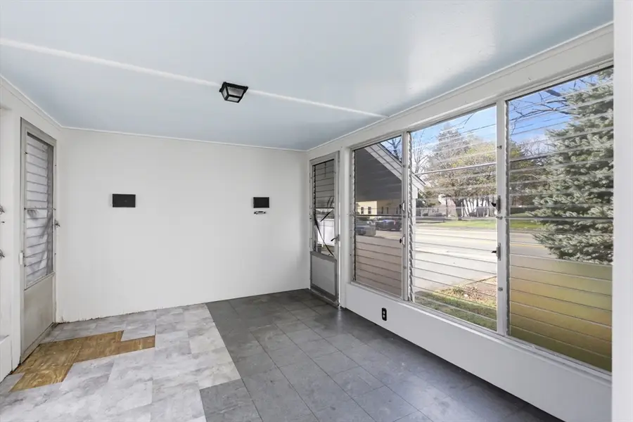 1067 Main St, Haverhill, MA 01830 - #3