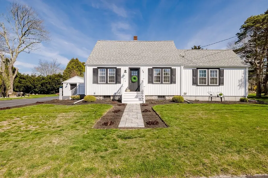 38 Jesse St, Fairhaven, MA 02719 - #3