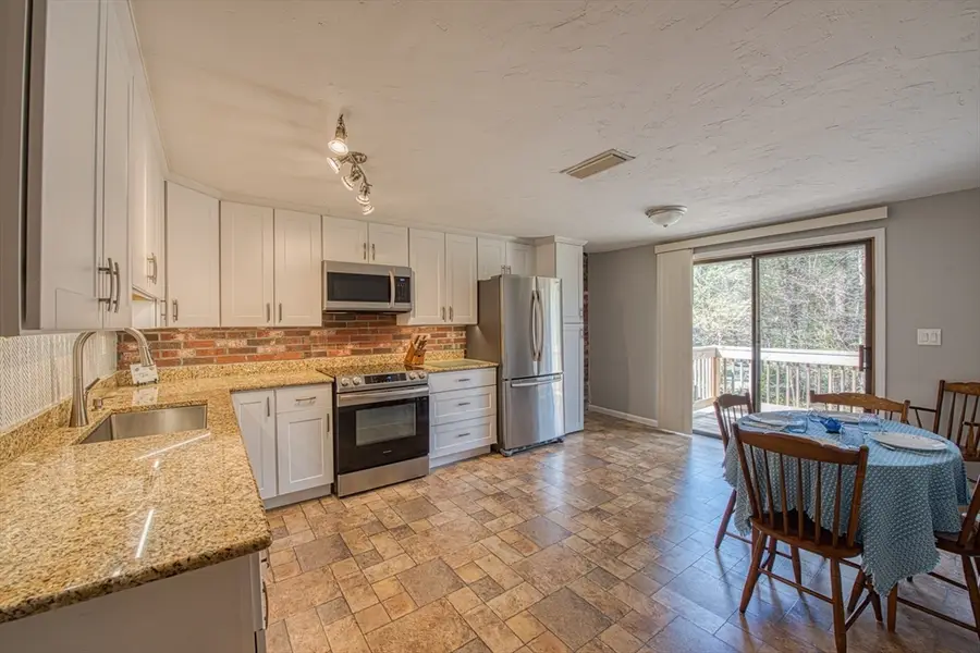 169 Norton Ave #4, Easton, MA 02375 - #2
