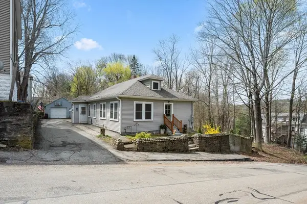 20 Hill St, Webster, MA 01570