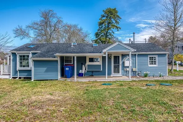 28 Lakeview, Wareham, MA 02538