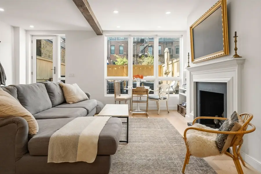 236 W Newton St #1, Boston, MA 02116 - #2