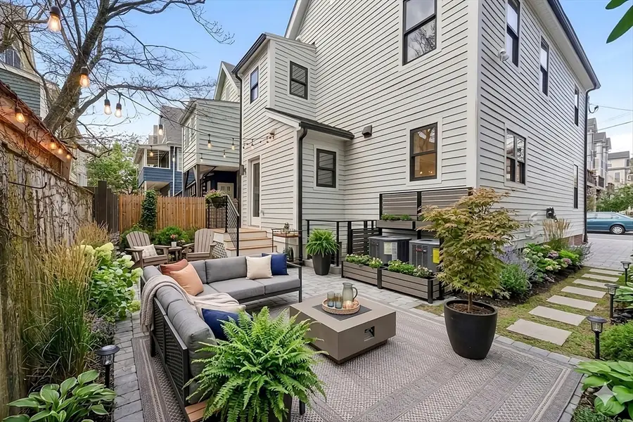 29 Line St, Cambridge, MA 02138 - #3