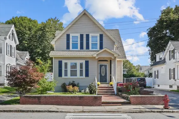 81 5th Ave, Lowell, MA 01854