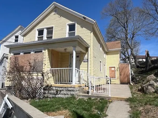 1814 Pleasant Street, Fall River, MA 02723