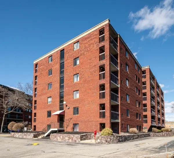 159 Main Street #52B, Stoneham, MA 02180