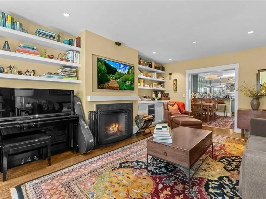 499 Shawmut Ave #4, Boston, MA 02118 - #2