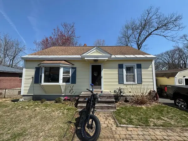 148 Pond St, Leominster, MA 01453