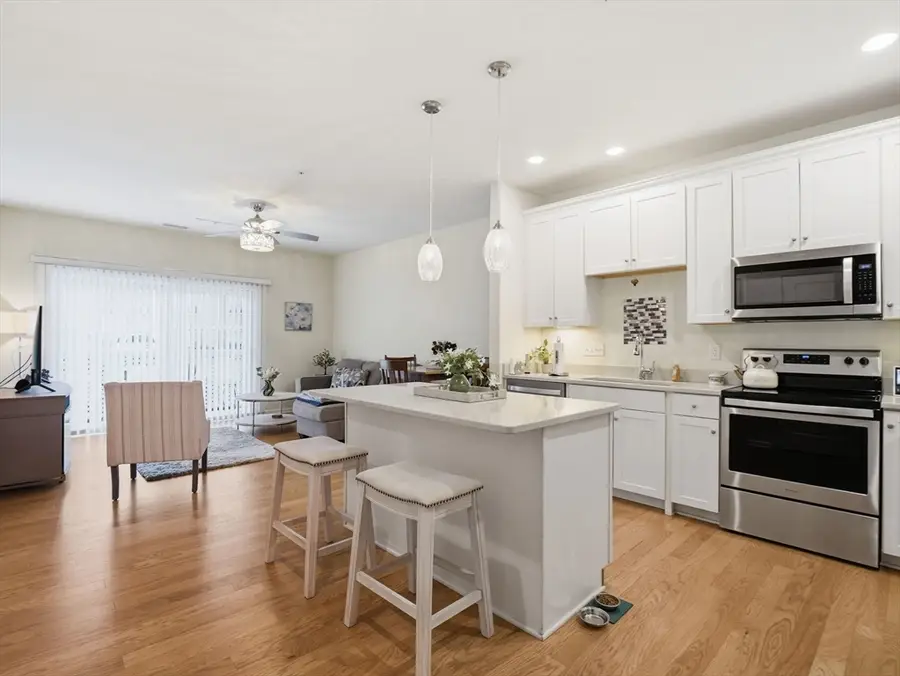 220 Martins Landing #104, North Reading, MA 01864 - #2