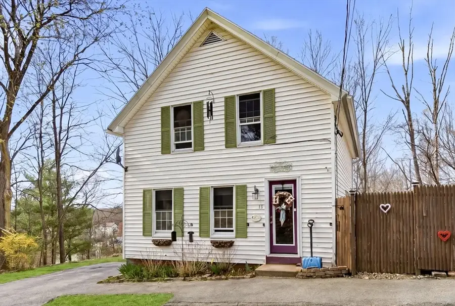 13 Keyes St, Warren, MA 01083 - #2