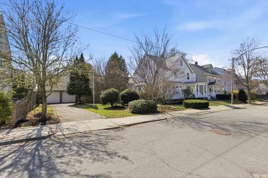 188 Maple St, Boston, MA 02132 - #2