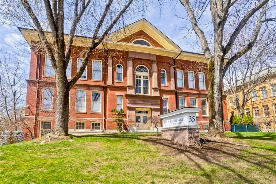 35 New South St #204, Northampton, MA 01060 - #3