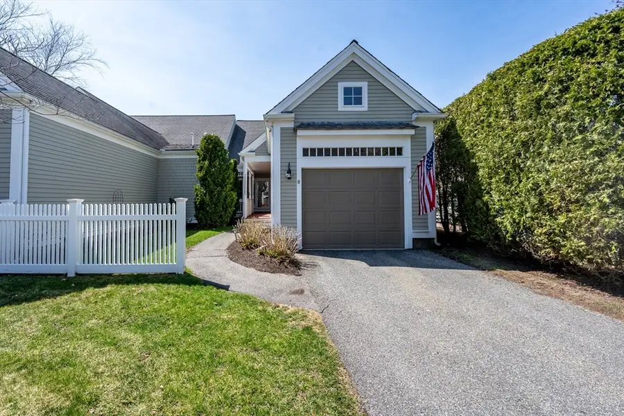 8 Hollyhock Knoll Ct #8, Bourne, MA 02532 - #2