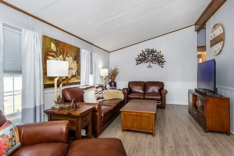 3 King Arthur Ct, Attleboro, MA 02703 - #3