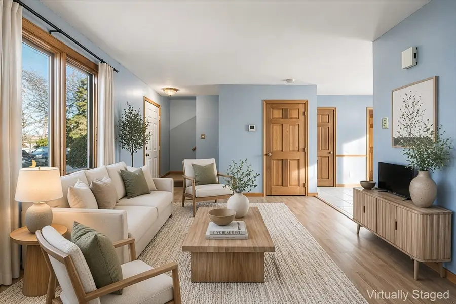 22 Pleasant Street #D, Lawrence, MA 01841 - #3