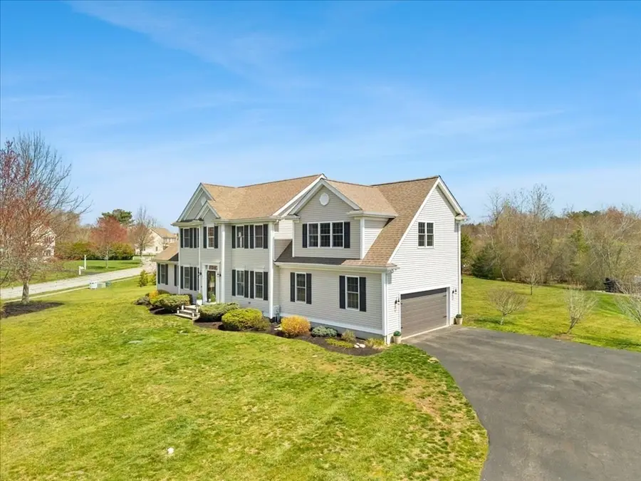 1 Quequechan Cir, Lakeville, MA 02347 - #2