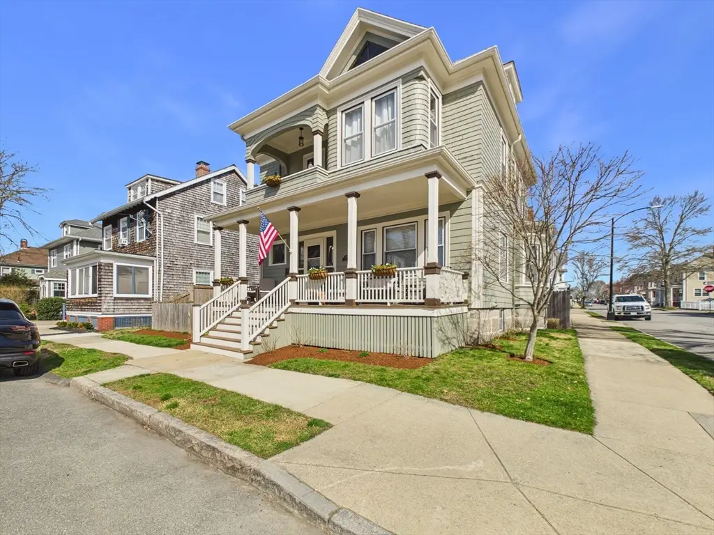 379 W. Clinton St, New Bedford, MA 02740 - #1