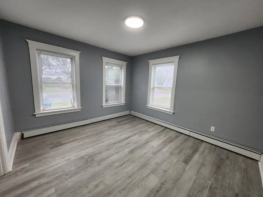 36 Litchfield Ave, Southbridge, MA 01550 - #3