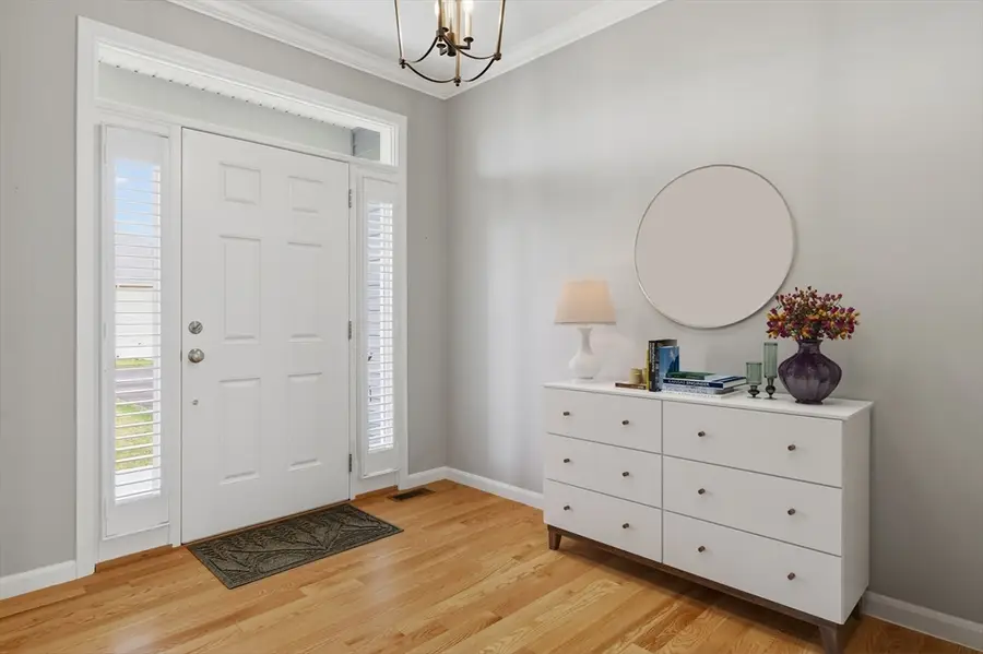 48 Crestwood Circle #26, Northbridge, MA 01588 - #3