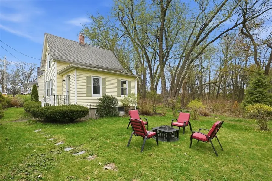 39 Kings Ln, Springfield, MA 01109 - #2