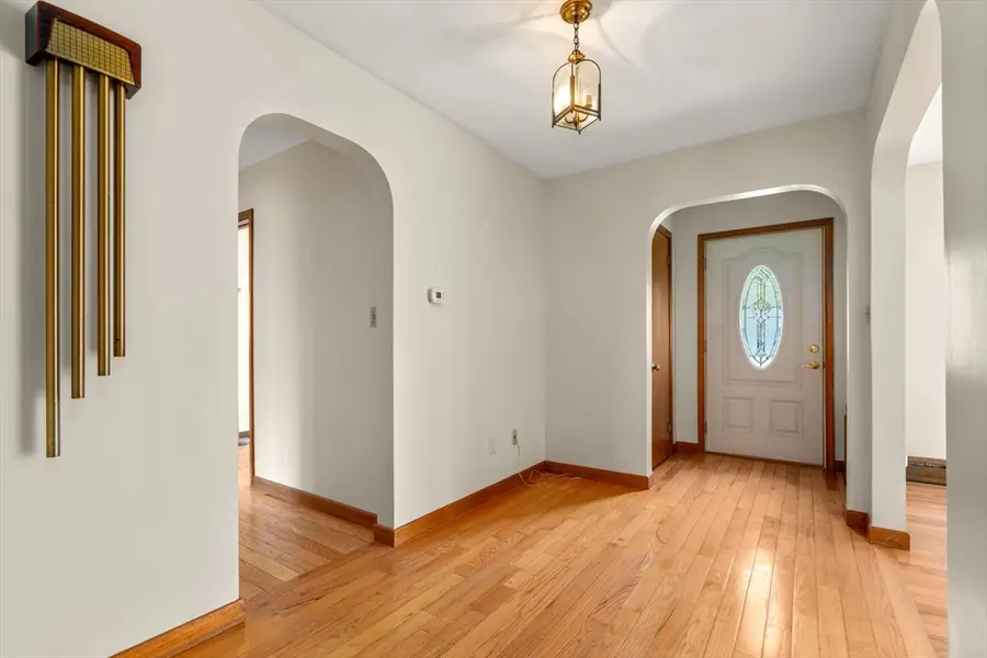 29 Llewellyn Drive, Westfield, MA 01085 - #2