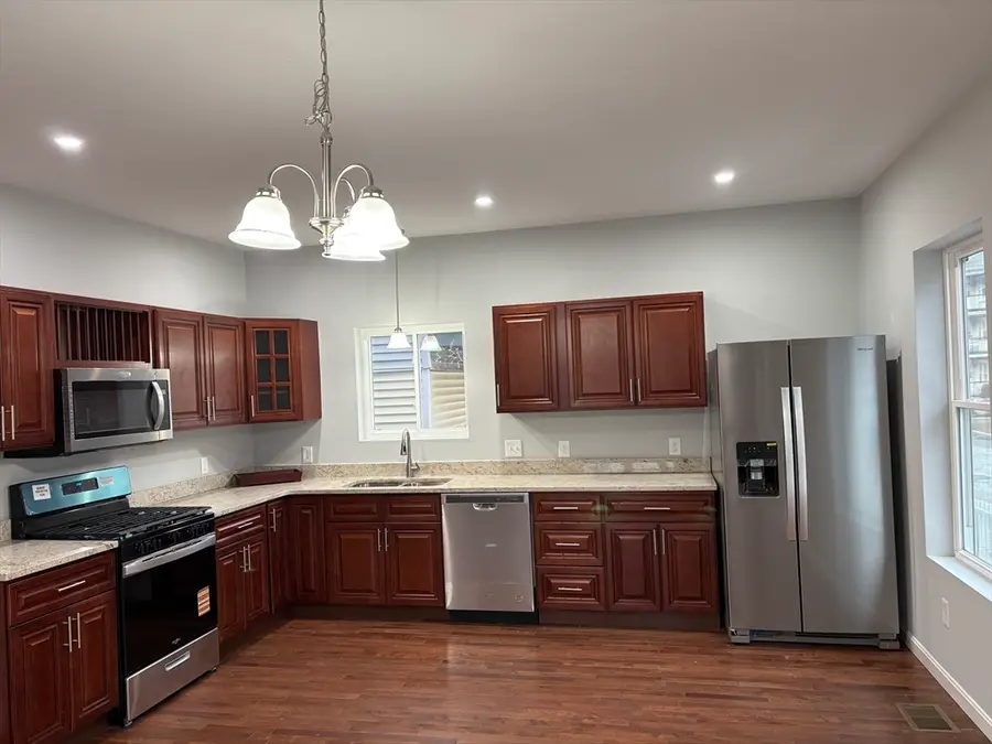 184 Avenue C #E-1, Woonsocket, RI 02895 - #2