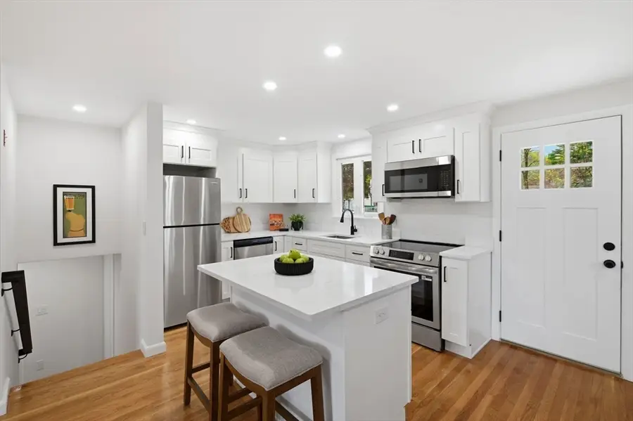 14 Sycamore Rd, Wakefield, MA 01880 - #3