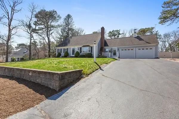 15 Greenwood Road, Dennis, MA 02641