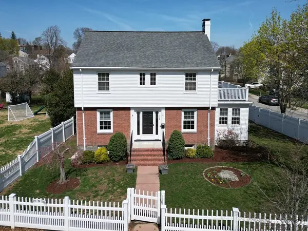 778 W Roxbury Pkwy, Boston, MA 02131