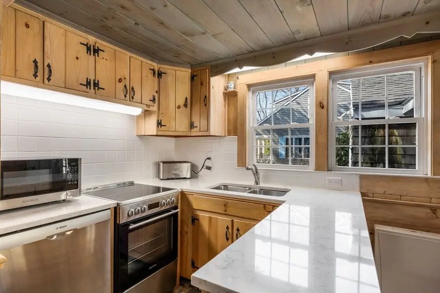 149 Pine Grove Rd, South Yarmouth, MA 02664 - #2