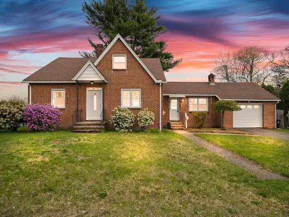 91 Haven Ave, Chicopee, MA 01013