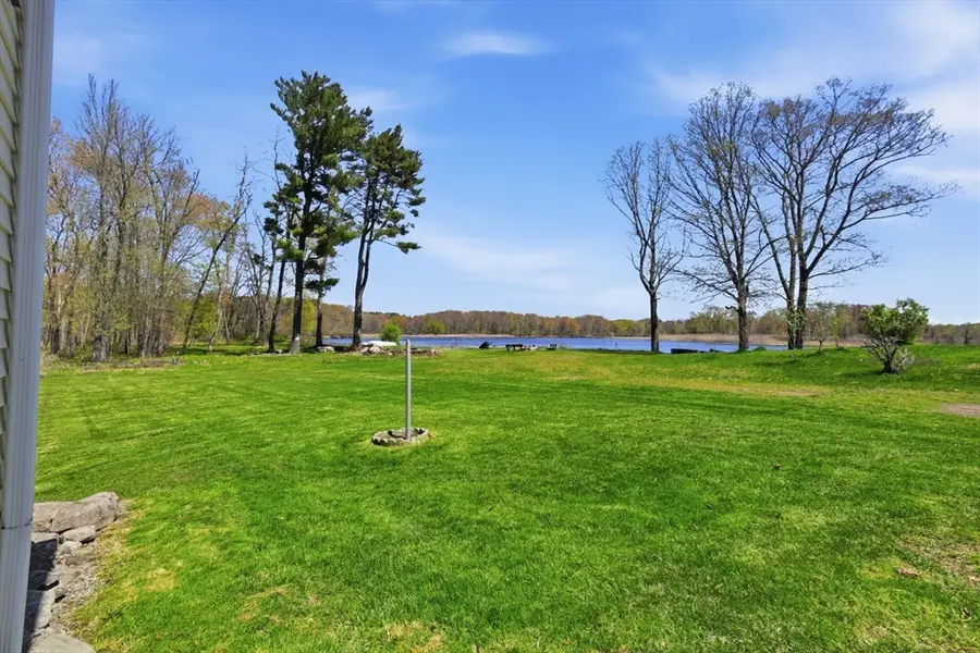 54 Helen St, Chicopee, MA 01020 - #3