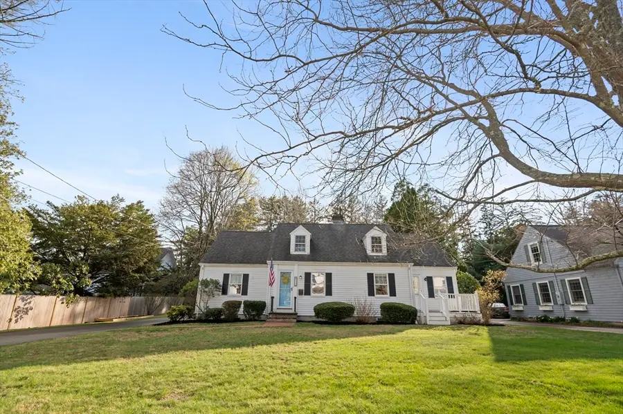 110 Linden St, Hamilton, MA 01982 - #2